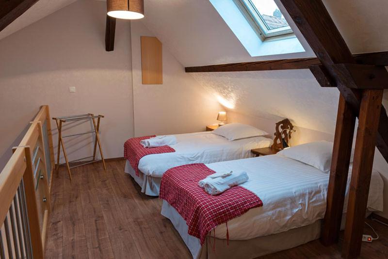 Au Gre Des Chateaux Goxwiller Exteriör bild